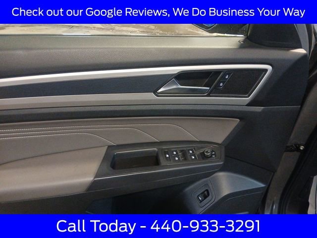 Used 2021 Volkswagen Atlas Cross Sport SE w/ Panoramic Sunroof Package image 26