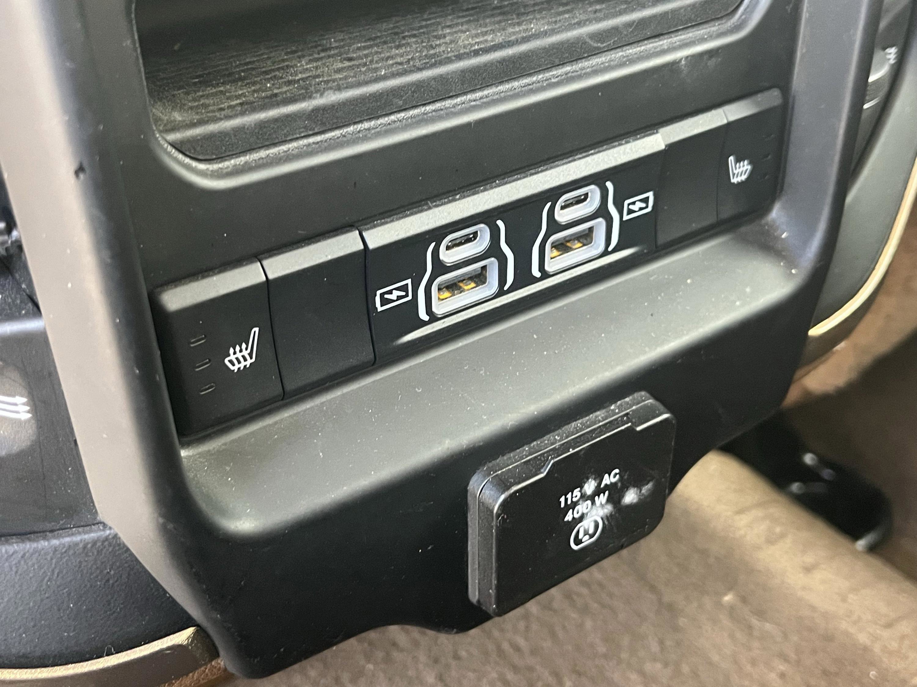 Used 2022 RAM 2500 Limited image 12