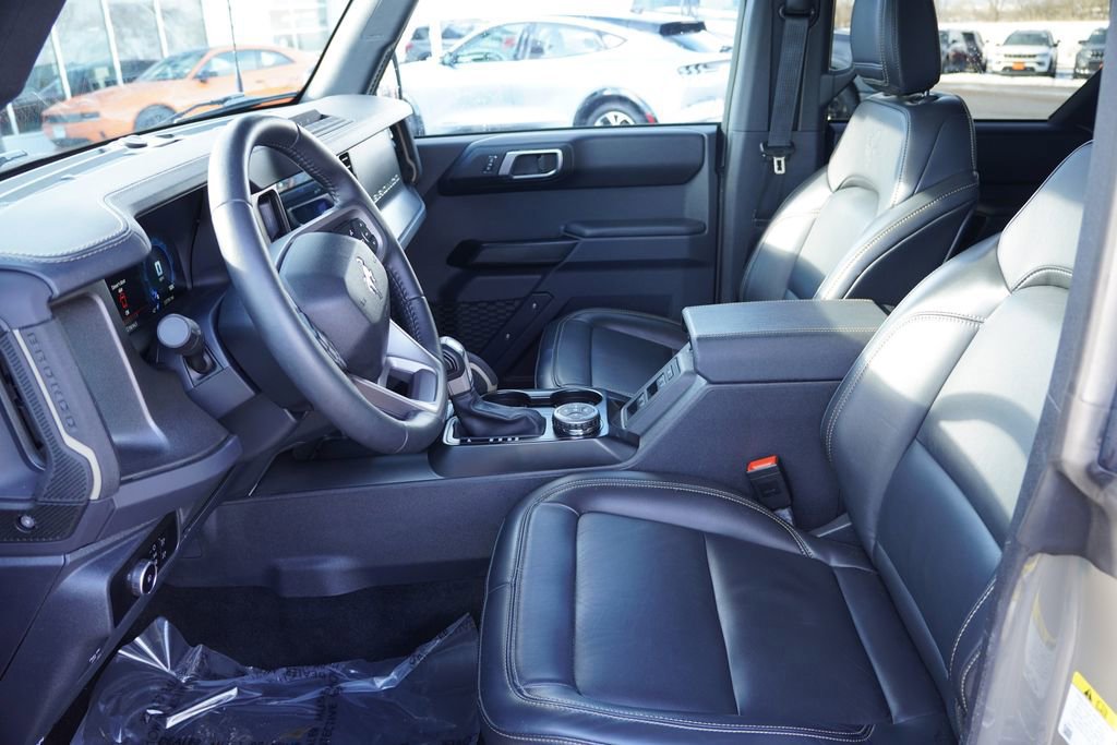 Certified 2025 Ford Bronco Badlands image 16