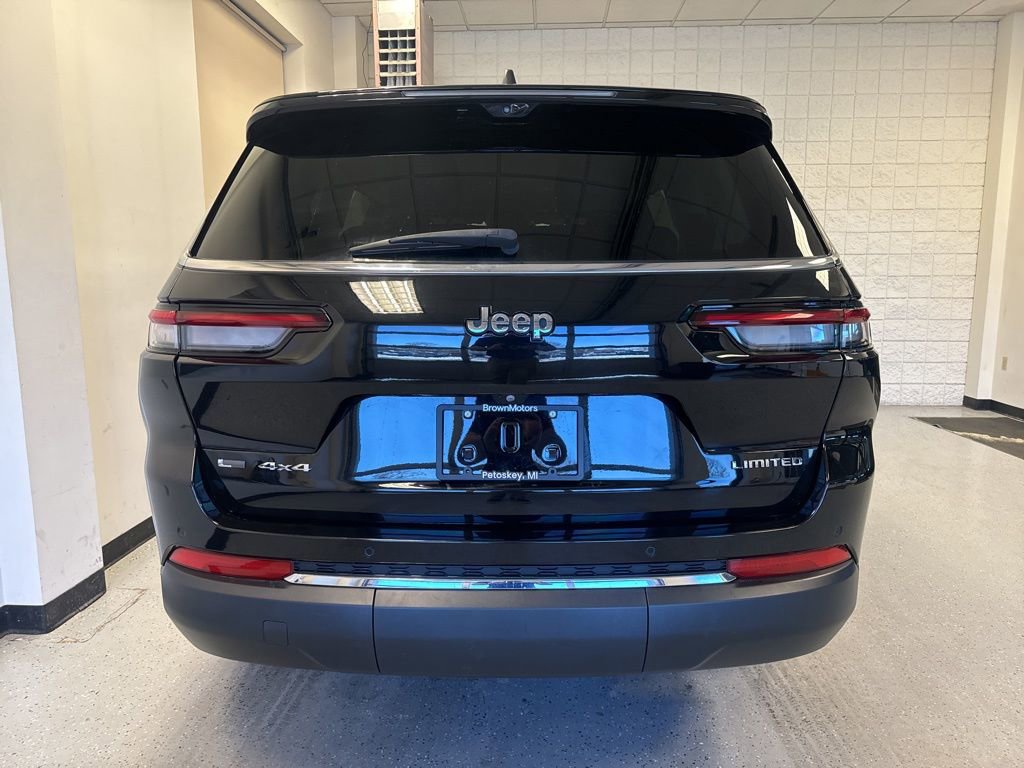 Used 2021 Jeep Grand Cherokee L Limited w/ Luxury Tech Group II image 4