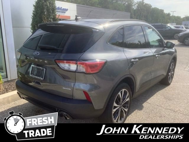 Certified 2022 Ford Escape SE w/ SE Sport Appearance Package AWD/4WD image 3