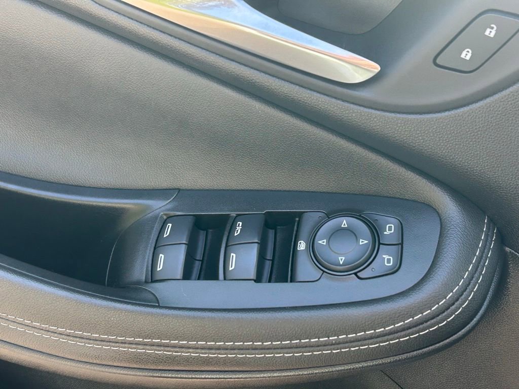 Used 2024 Buick Encore GX Preferred FWD image 15