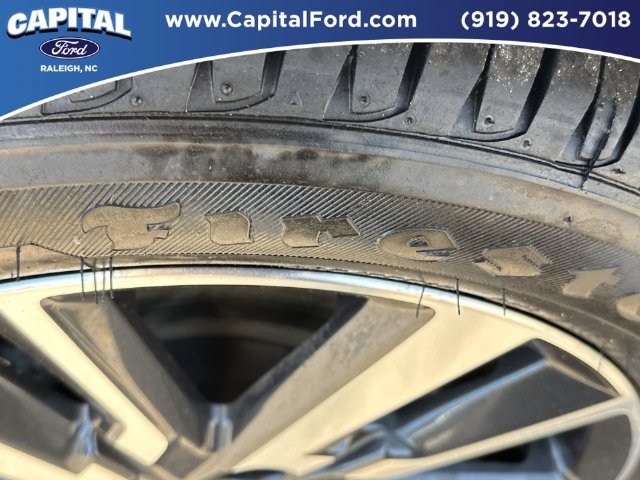 Used 2025 Nissan Versa SV FWD image 14