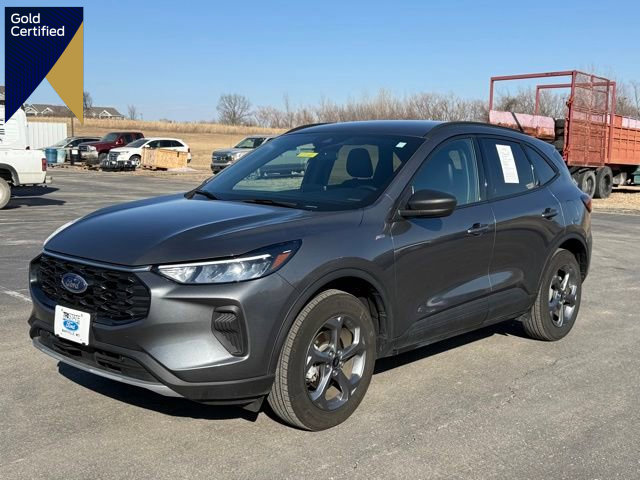 Certified 2025 Ford Escape ST-Line AWD/4WD image 1