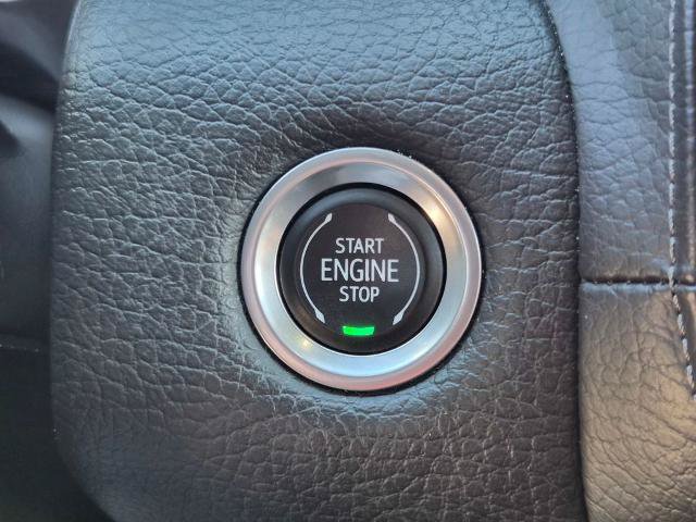 Used 2023 GMC Yukon Denali RWD image 20