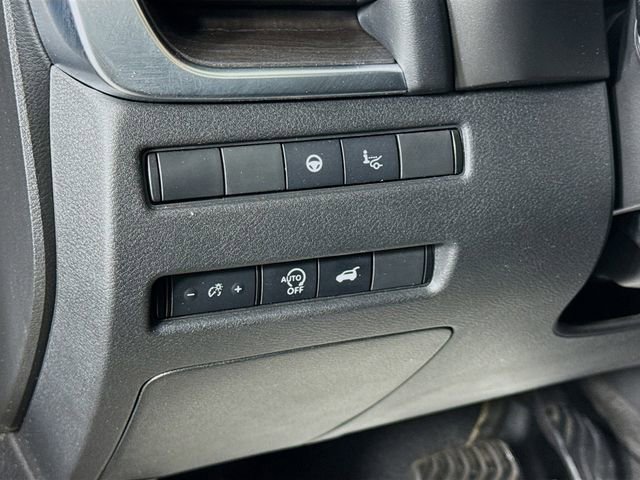 Used 2023 Nissan Rogue Platinum w/ Platinum Premium Package image 10