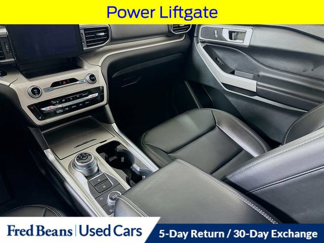 Certified 2024 Ford Explorer XLT w/ Equipment Group 202A AWD/4WD image 29