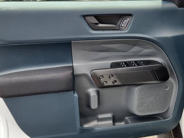Certified 2025 Ford Maverick XL FWD image 9