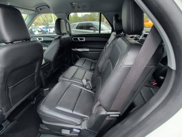 Certified 2023 Ford Explorer XLT w/ Equipment Group 202A AWD/4WD image 13