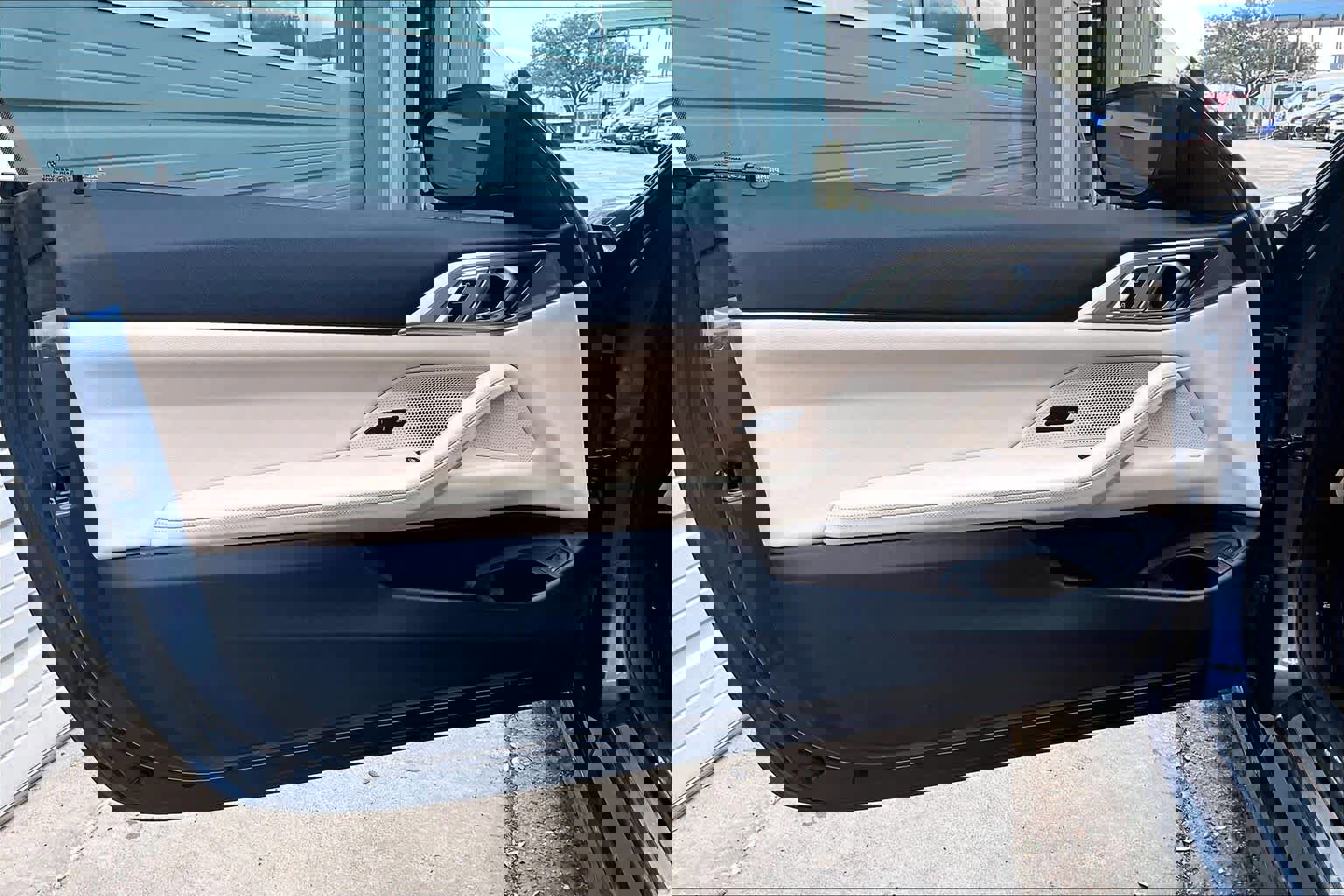 Used 2021 BMW 430i Coupe w/ Convenience Package image 26