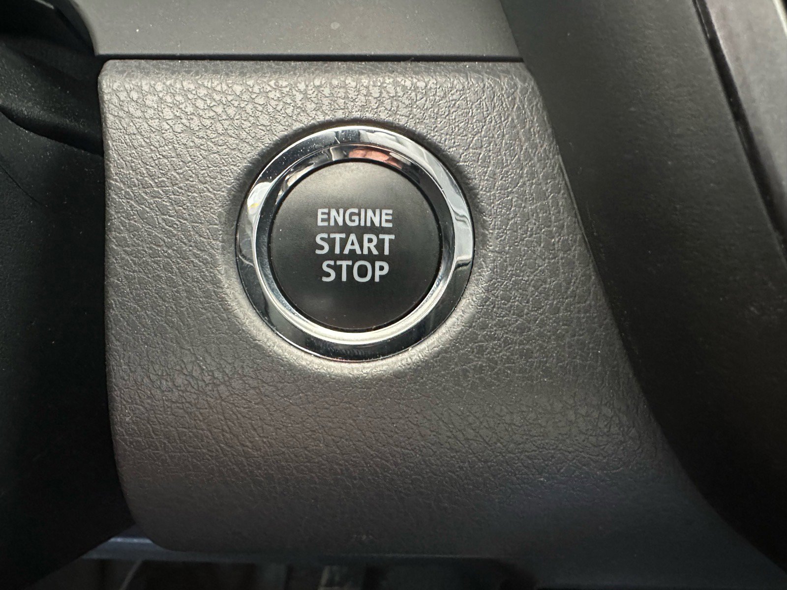 Used 2023 Toyota Camry SE w/ Convenience Package image 38