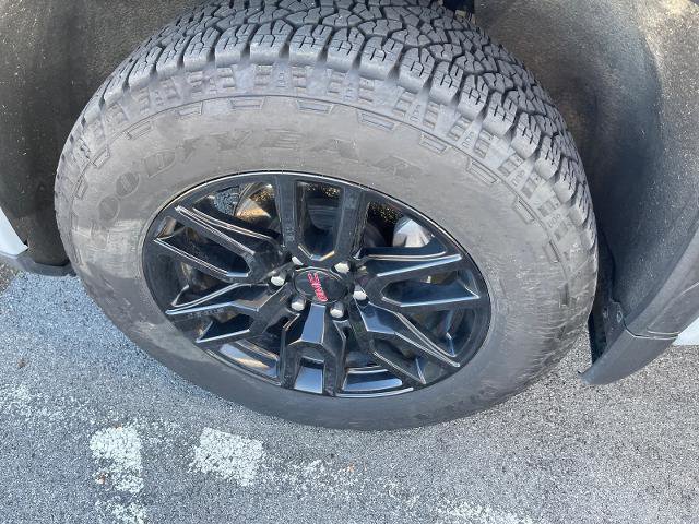 Used 2024 GMC Sierra 1500 Elevation image 6