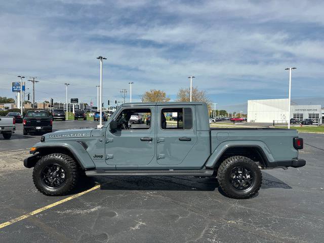 Used 2025 Jeep Gladiator Sport AWD/4WD image 5