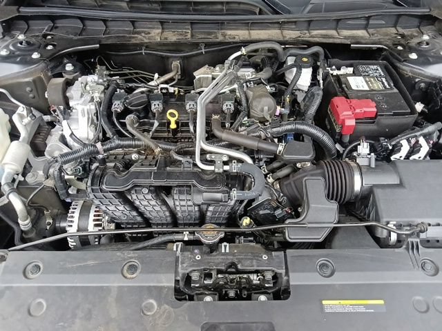 Used 2024 Nissan Altima 2.5 SV FWD image 32