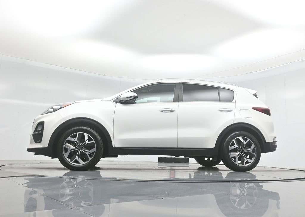 Used 2020 Kia Sportage EX image 24