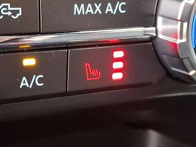 Certified 2021 Ford F150 XLT w/ Equipment Group 302A High image 24