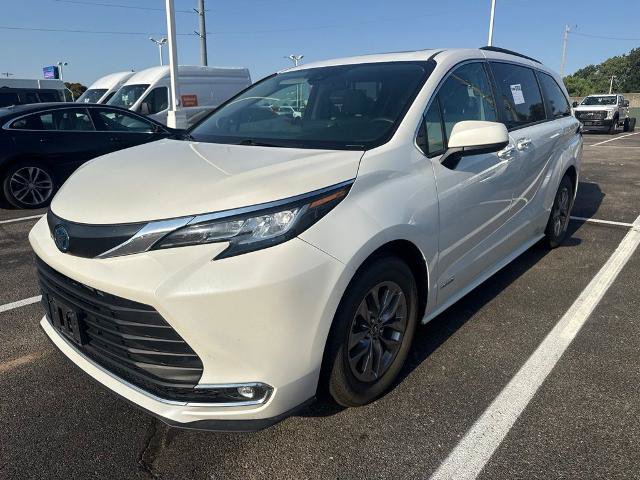 Used 2021 Toyota Sienna XLE w/ XLE Plus Package