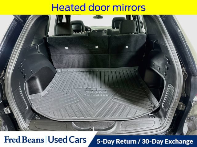 Used 2021 Jeep Grand Cherokee Laredo AWD/4WD image 29