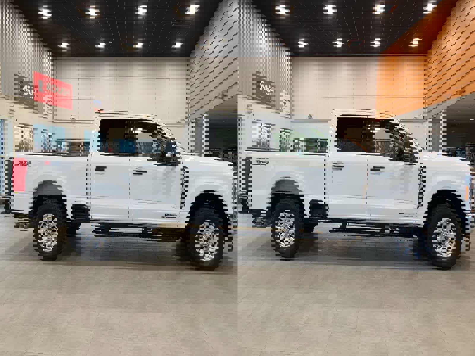 Certified 2024 Ford F250 XLT image 4