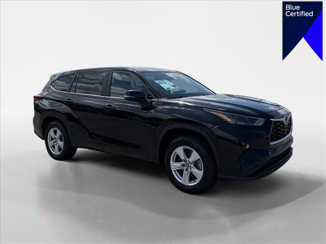 Used 2024 Toyota Highlander LE