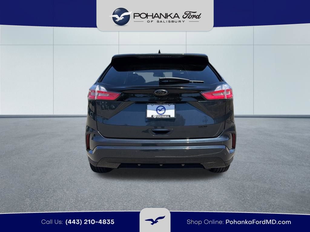 Certified 2024 Ford Edge SE w/ Black Appearance Package AWD/4WD image 6