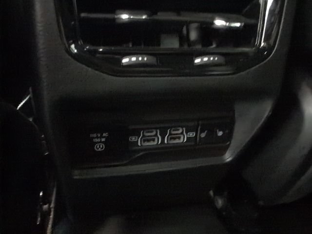 Used 2024 Jeep Grand Cherokee Limited AWD/4WD image 31
