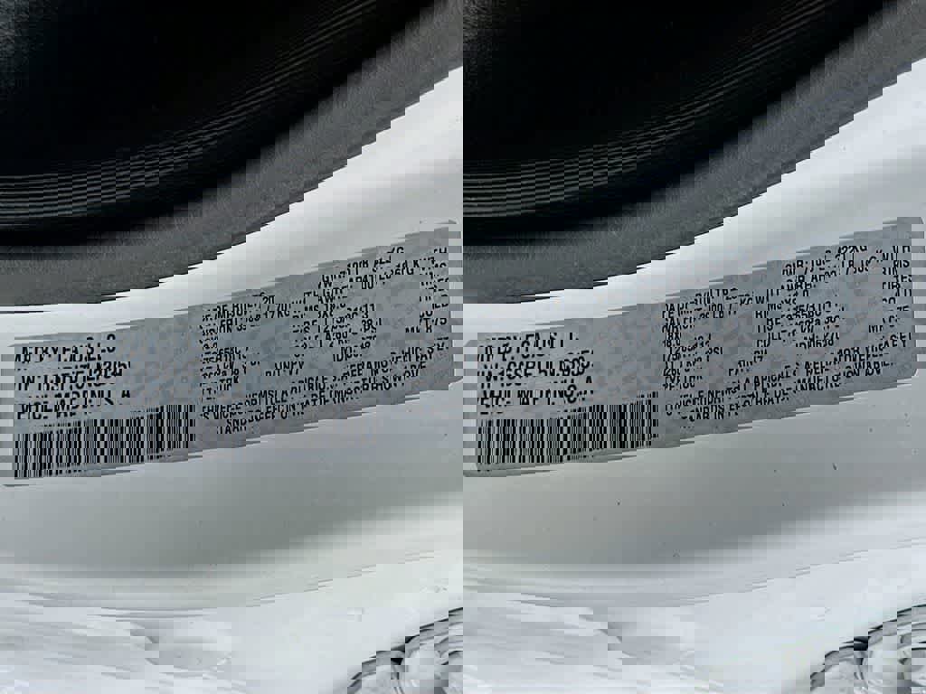 Used 2020 RAM 1500 Laramie w/ Off Road Group image 26