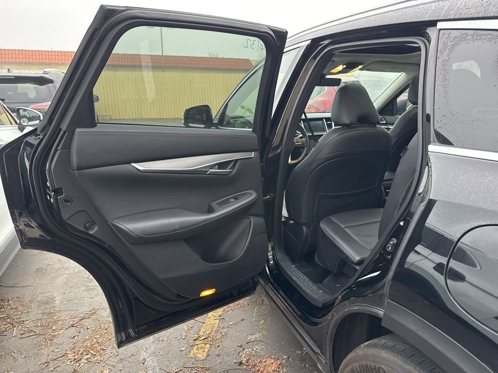 Used 2024 INFINITI QX50 Luxe image 16