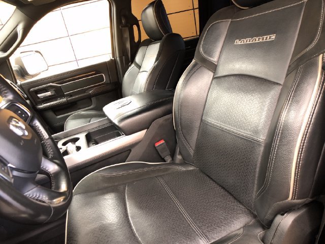 Used 2020 RAM 2500 Laramie w/ Night Edition AWD/4WD image 10