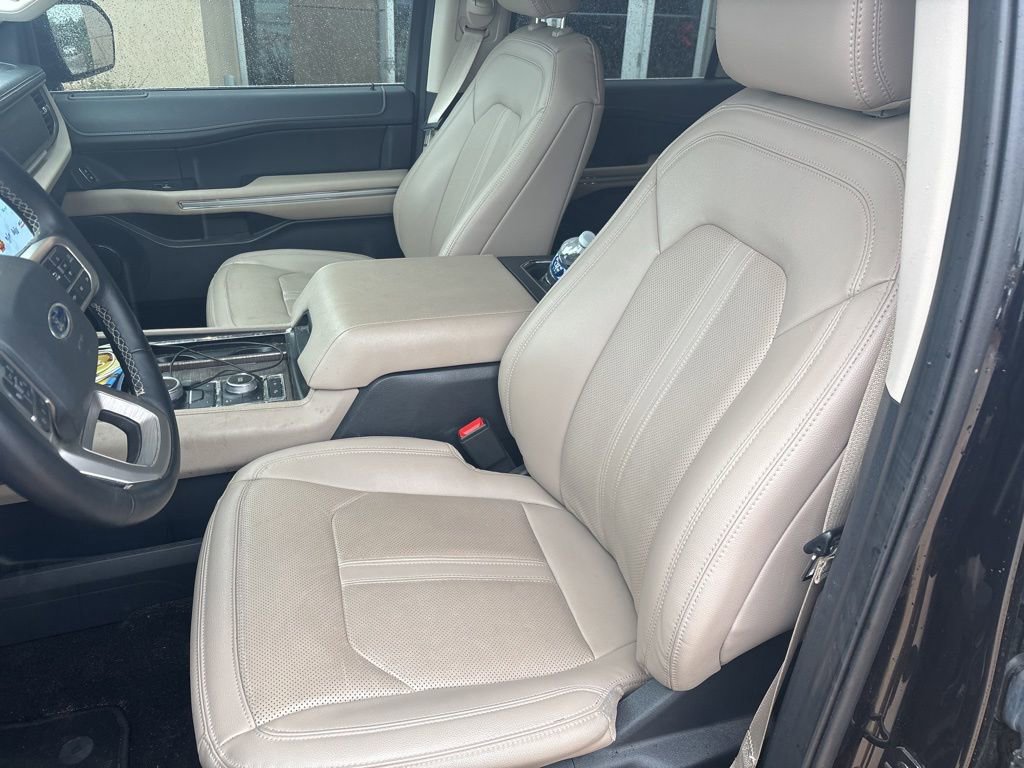 Certified 2023 Ford Expedition Limited AWD/4WD image 3