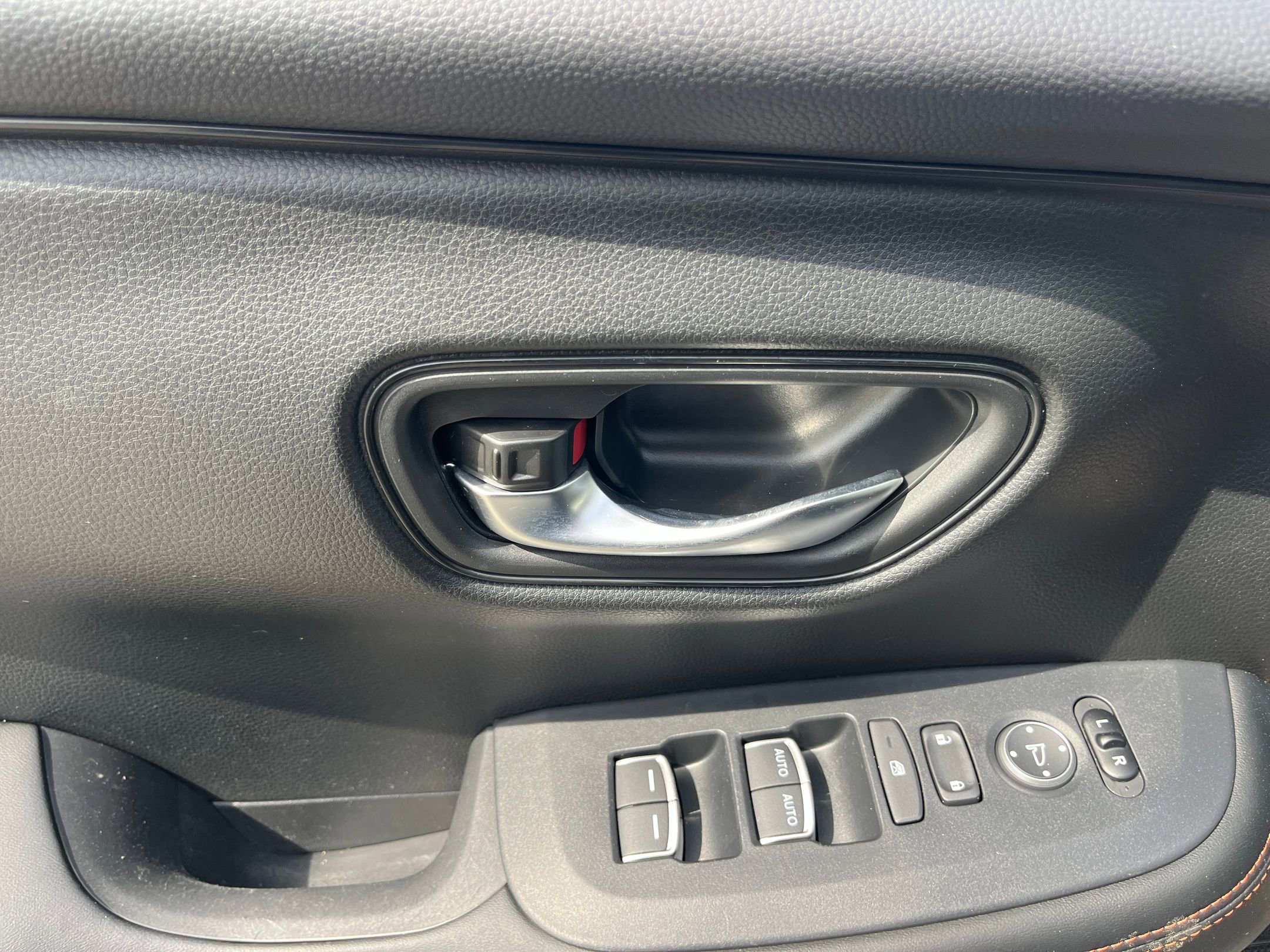 Used 2023 Honda HR-V Sport image 13