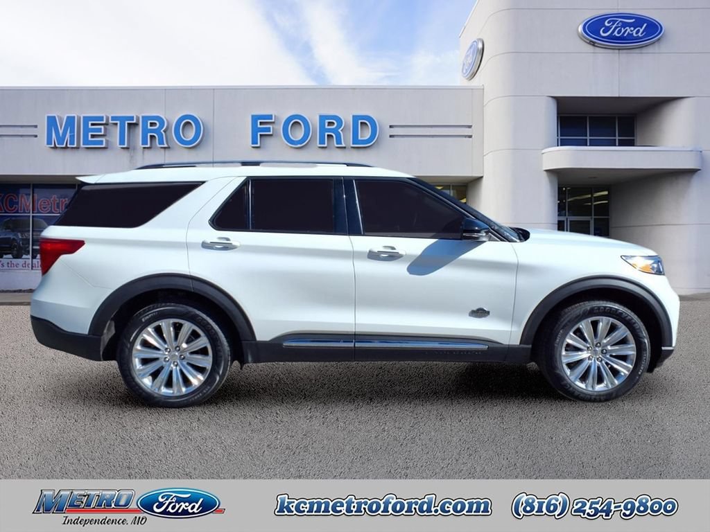 Certified 2023 Ford Explorer King Ranch w/ Technology Package AWD/4WD image 2