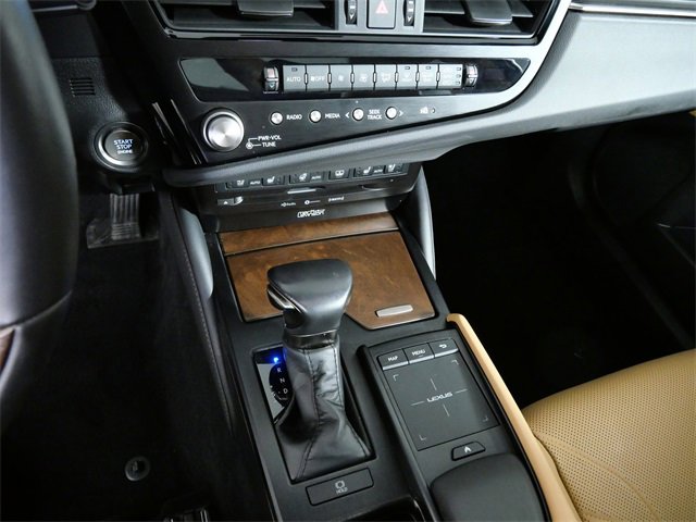 Used 2022 Lexus ES 350 Ultra Luxury image 20