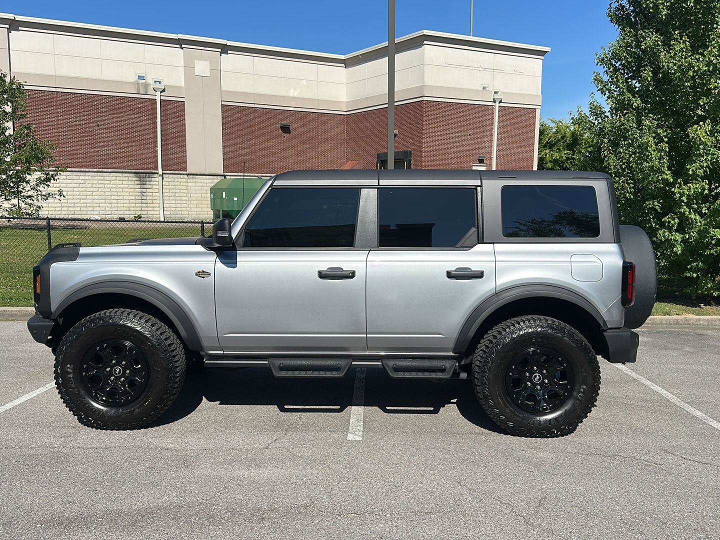 Certified 2024 Ford Bronco Wildtrak AWD/4WD image 2