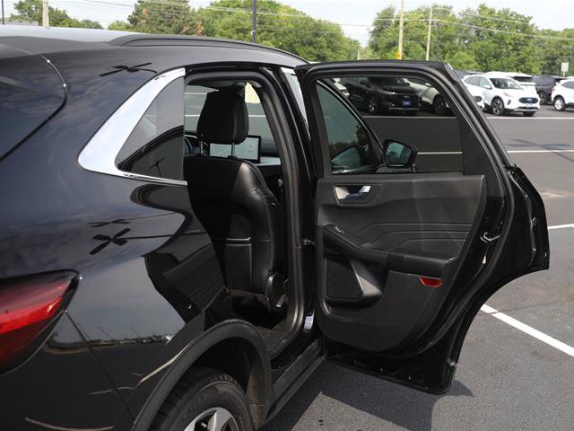 Certified 2024 Ford Escape Platinum AWD/4WD image 28