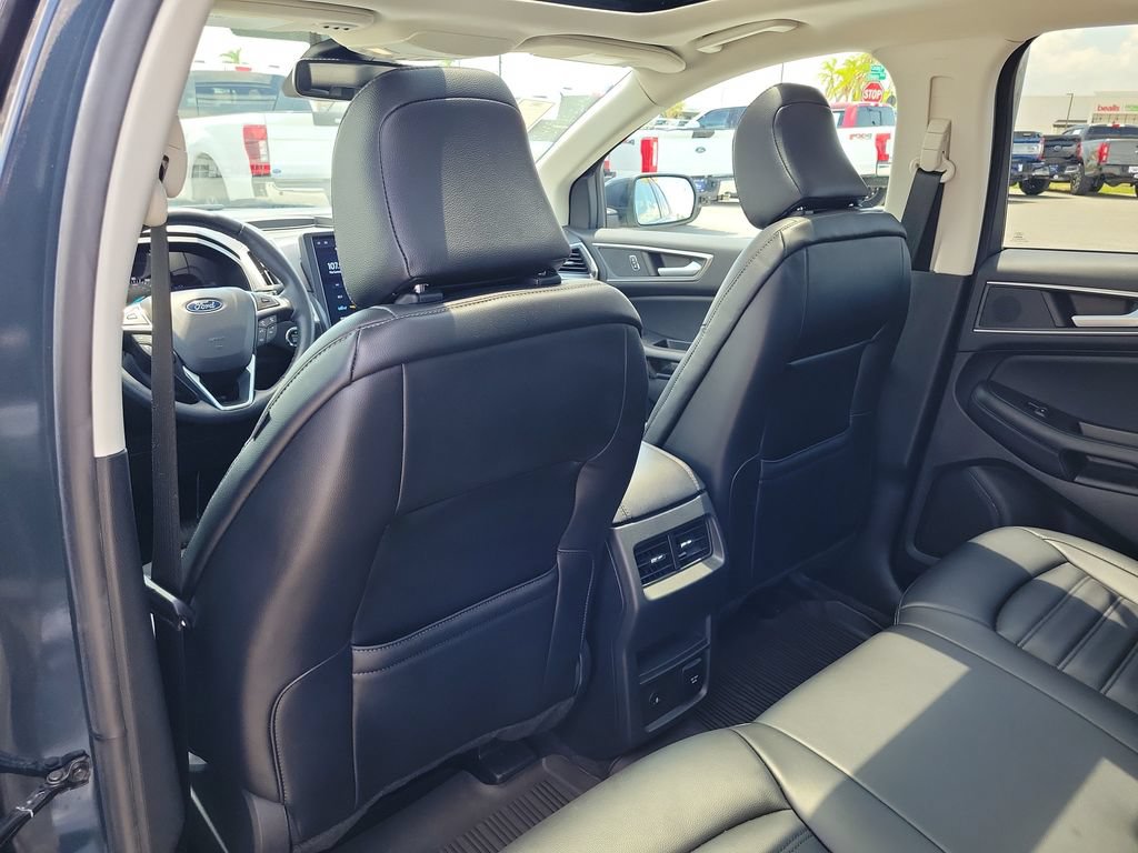 Certified 2023 Ford Edge SEL w/ Convenience Package AWD/4WD image 13