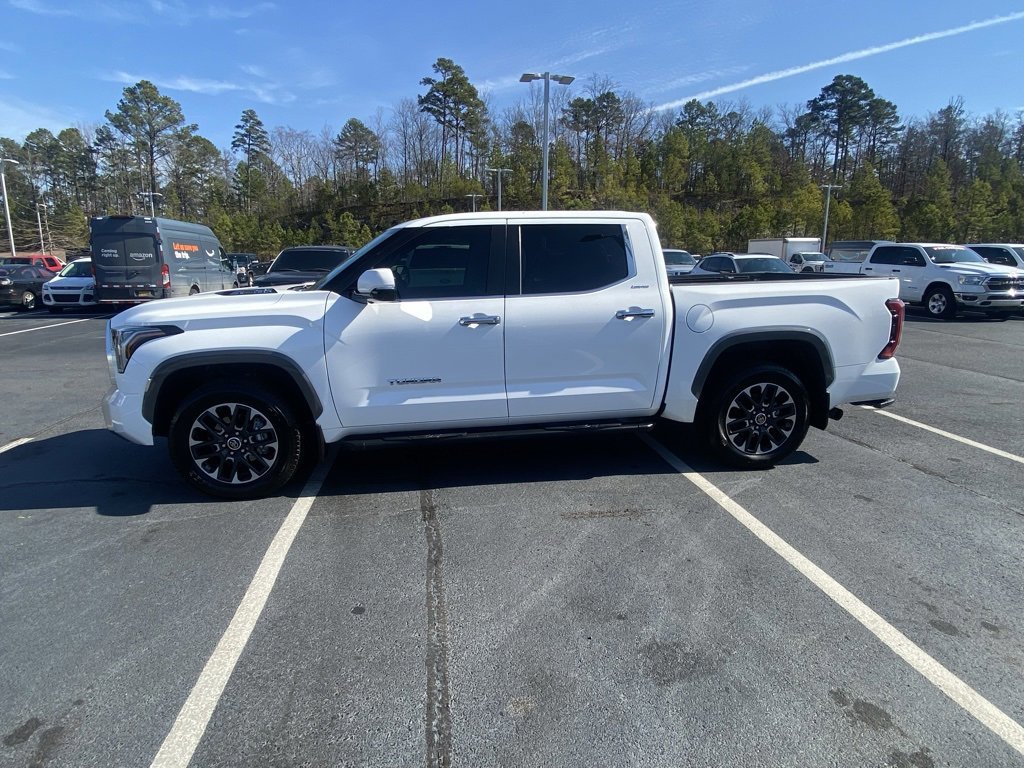 Used 2024 Toyota Tundra Limited image 2