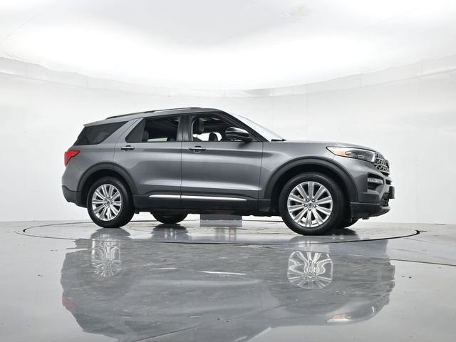 Certified 2023 Ford Explorer Limited w/ Equipment Group 301A image 33