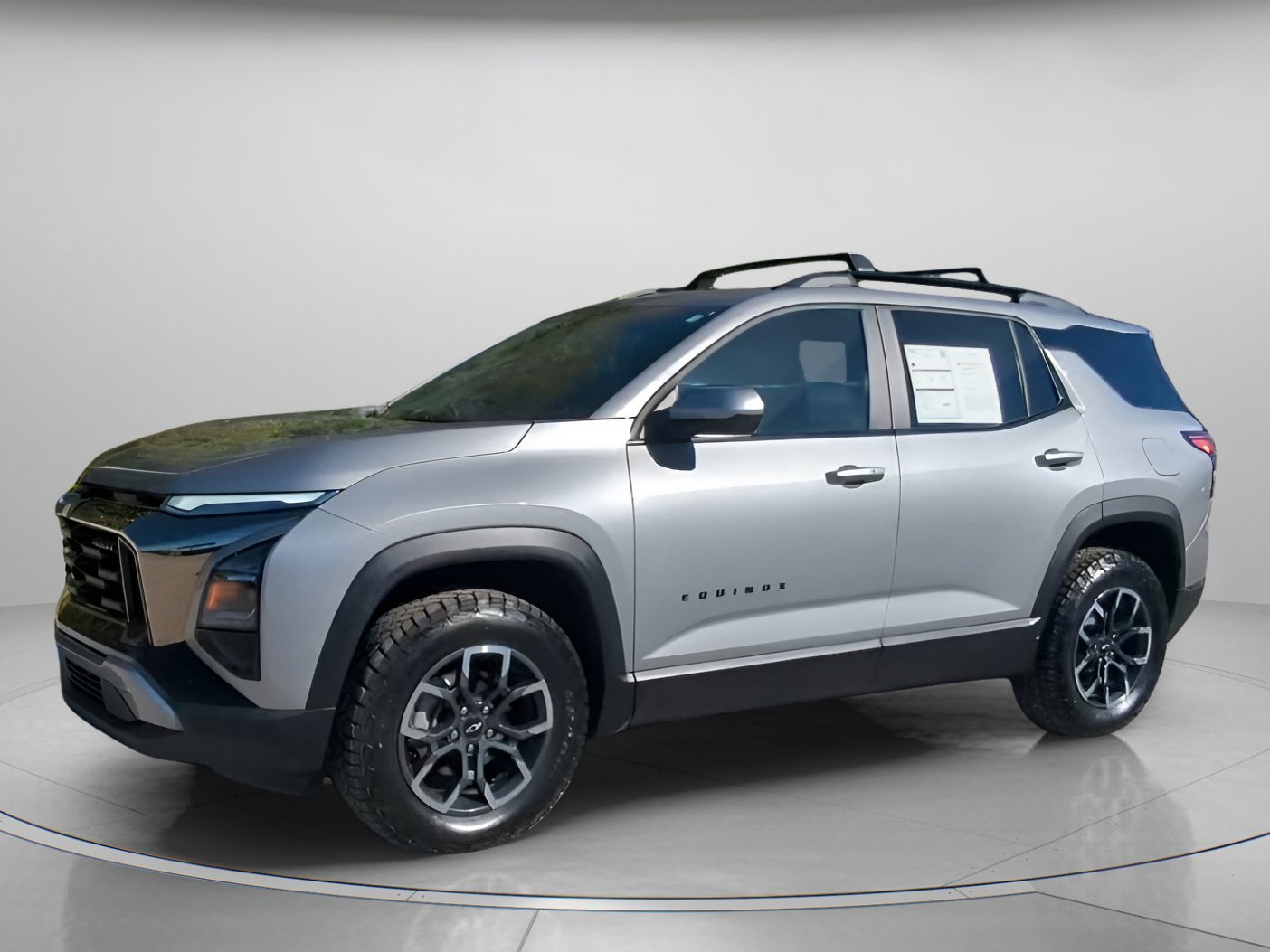 Used 2025 Chevrolet Equinox ACTIV w/ Convenience Package III image 6