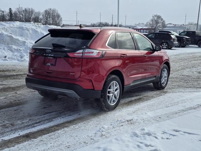 Certified 2024 Ford Edge SEL w/ Convenience Package image 4