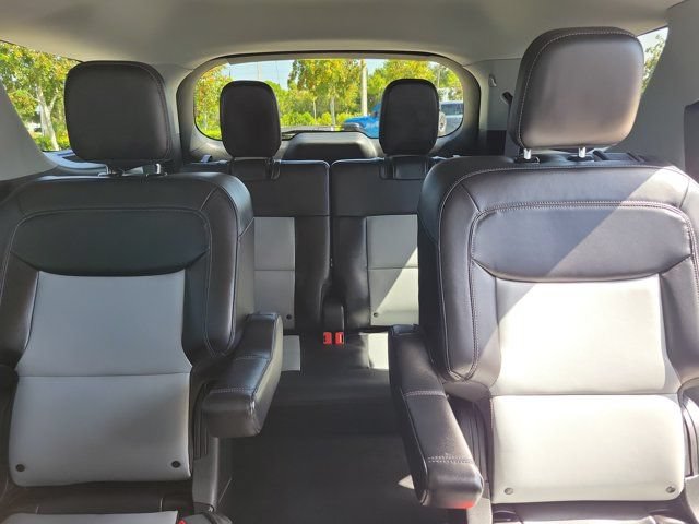 Certified 2023 Ford Explorer XLT w/ Equipment Group 202A RWD image 18