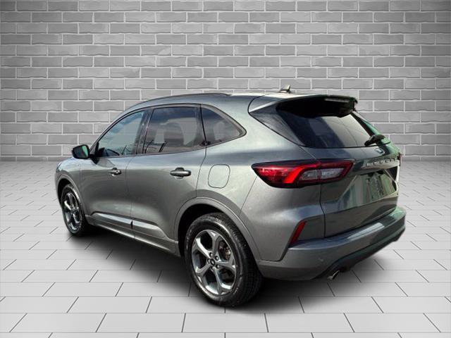 Certified 2023 Ford Escape ST-Line w/ Tech Pack #1 AWD/4WD image 9