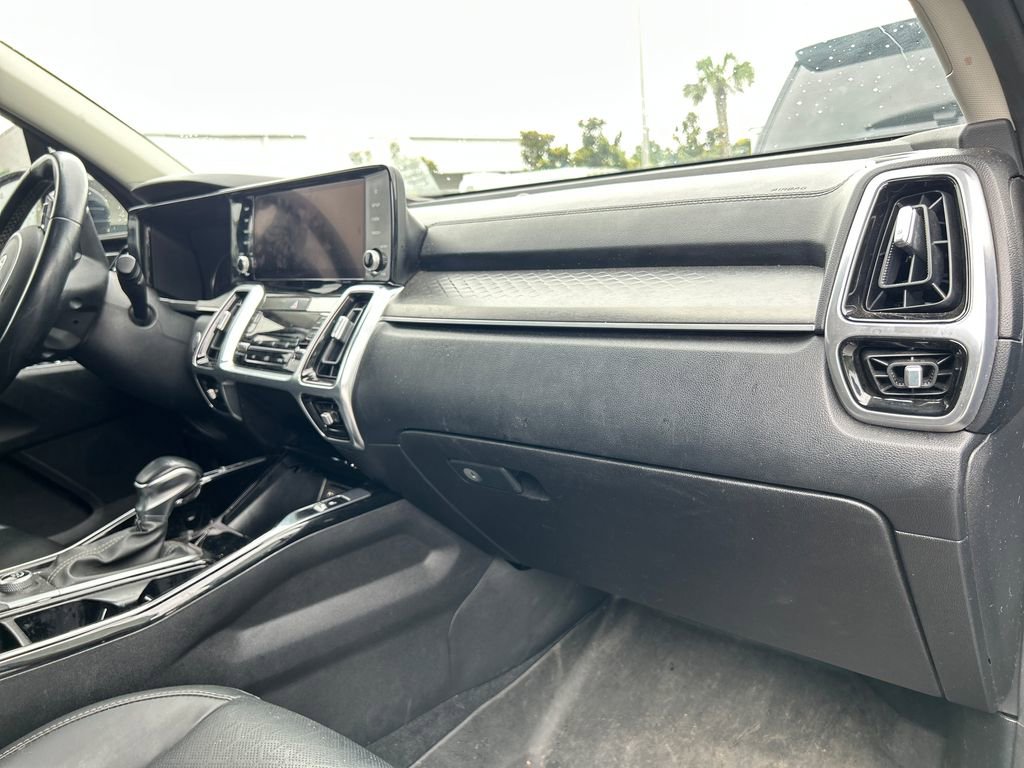 Used 2021 Kia Sorento SX FWD image 17