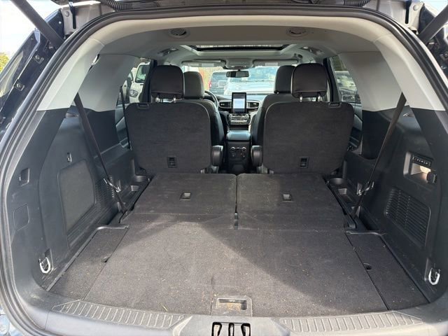 Certified 2023 Ford Explorer Limited w/ Limited Technology Package image 11