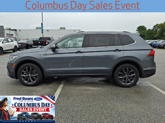 Used 2023 Volkswagen Tiguan SE w/ Panoramic Sunroof Package AWD/4WD image 6