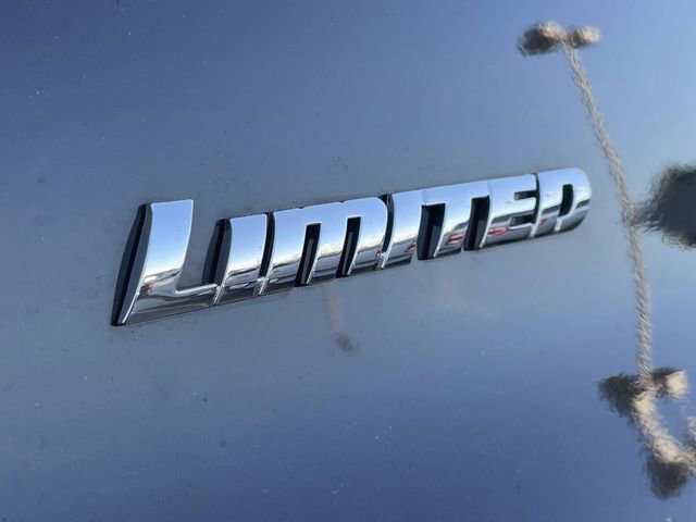 Used 2023 Toyota 4Runner Limited image 8