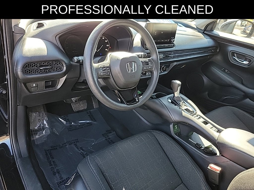 Used 2024 Honda HR-V LX image 16
