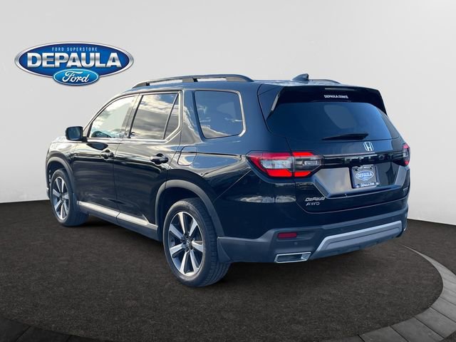 Used 2023 Honda Pilot Touring image 4