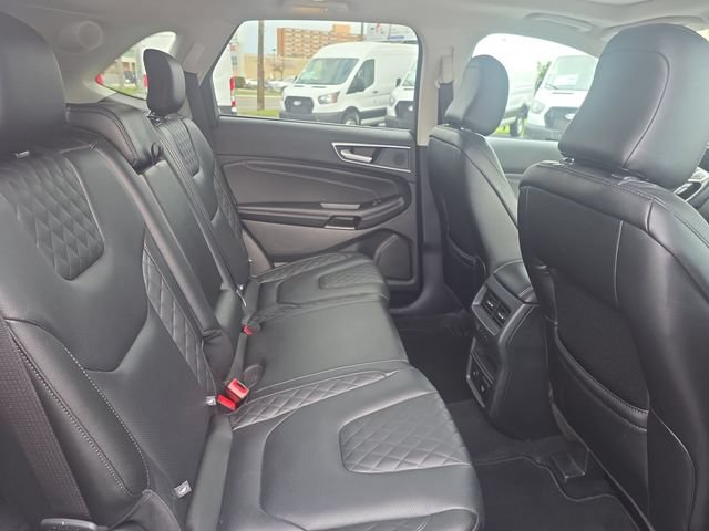 Certified 2024 Ford Edge Titanium w/ Equipment Group 301A AWD/4WD image 18