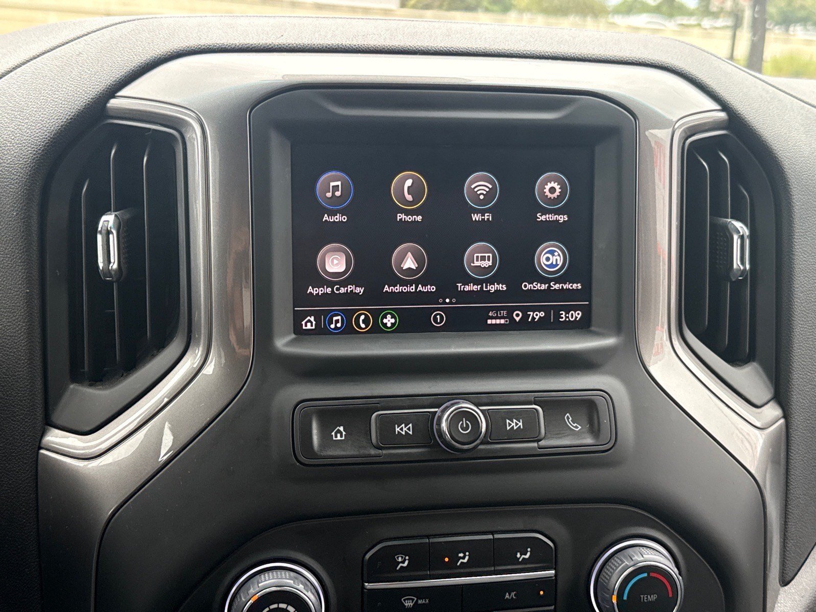 Used 2025 Chevrolet Silverado 1500 Custom RWD image 18
